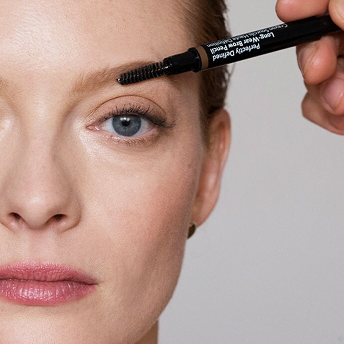 Perfectly Defined Long-Wear Brow Pencil Spoolie Bobbi Brown