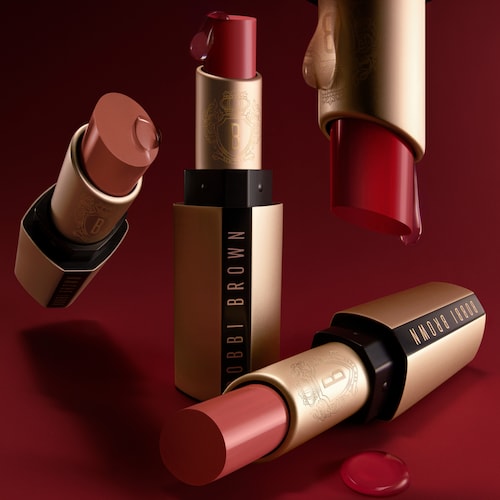 Luxe Matte Lipstick | ボビイ ブラウン 公式 オンライン ショップ