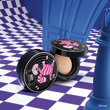 ウェイトレス スキン クッション ファンデーション SPF 40 (PA+++